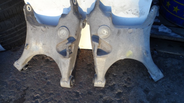 Рычаг задний Н-образный