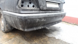 Задний бампер BMW E38 + парктронники